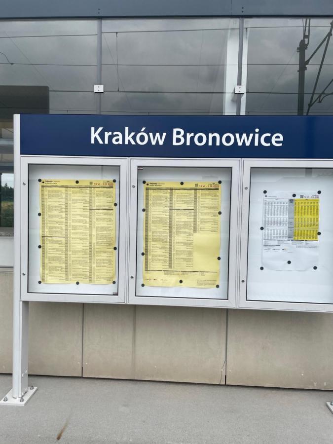 Bronowice Διαμέρισμα Krasków Εξωτερικό φωτογραφία